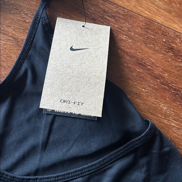 Nike Women's Black Tank Top with Adjustable Racer Back -NWT - Picture 8 of 9